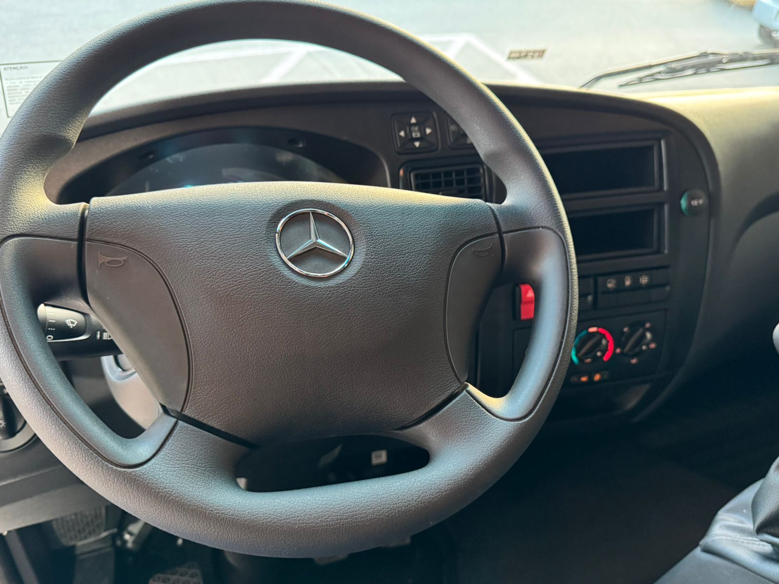 ACCELO 1017 CE 